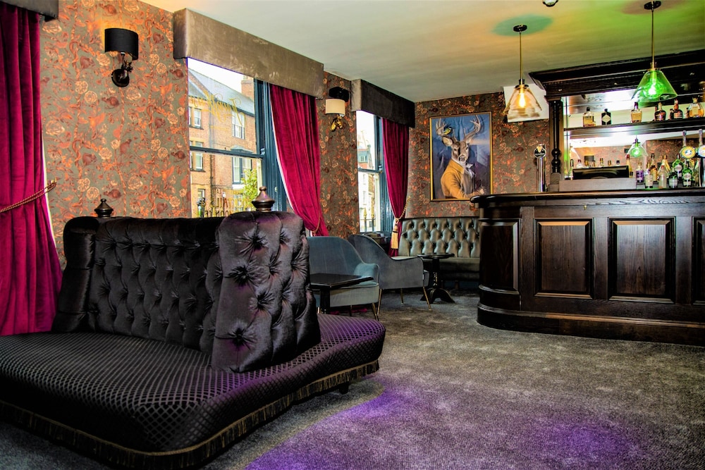 OYO The Townhouse 50/70