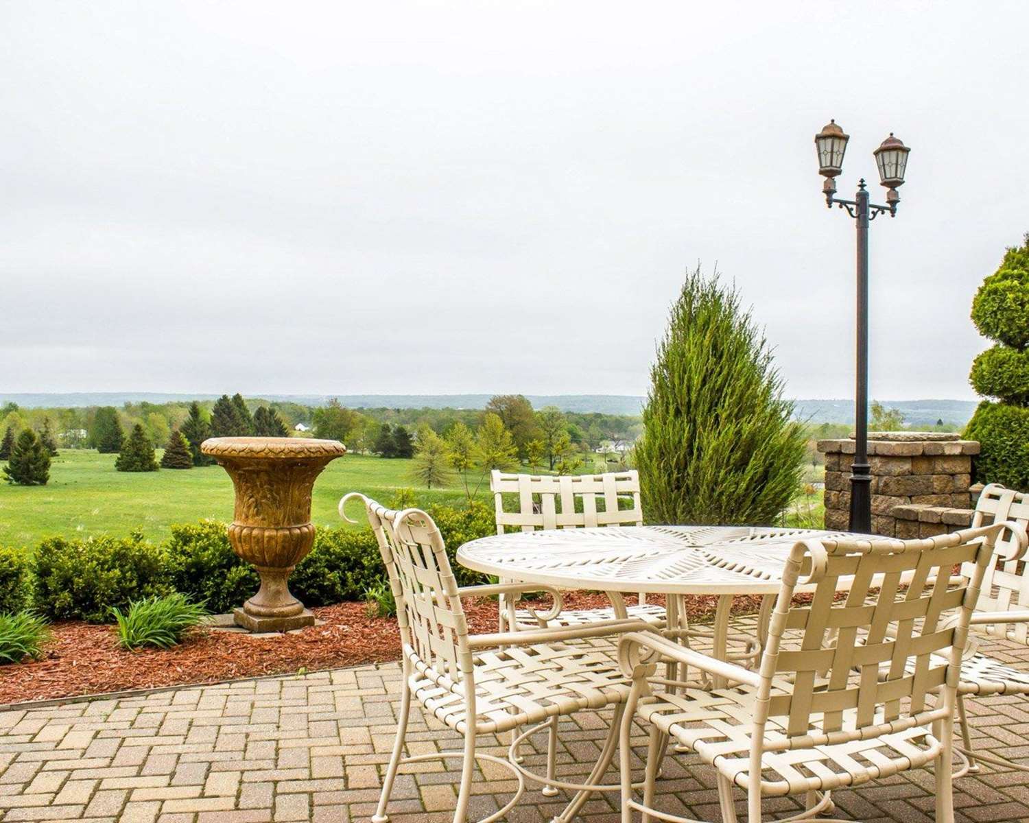 Comfort Suites Edinboro 24/24