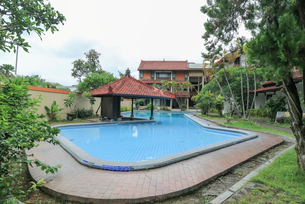Oranjje Hotel Denpasar 50/56