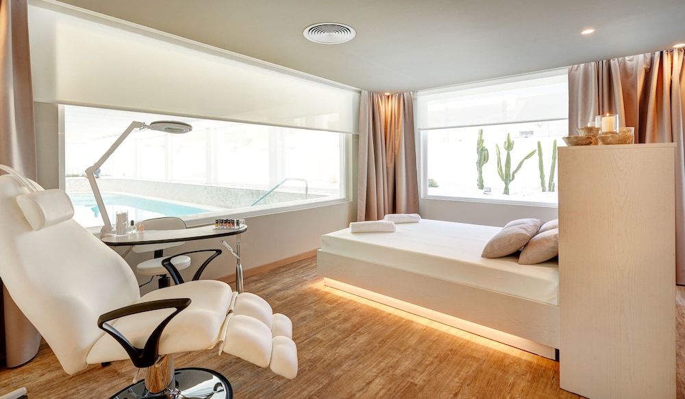 Protur Bonamar Hotel - Adults Only 8/43