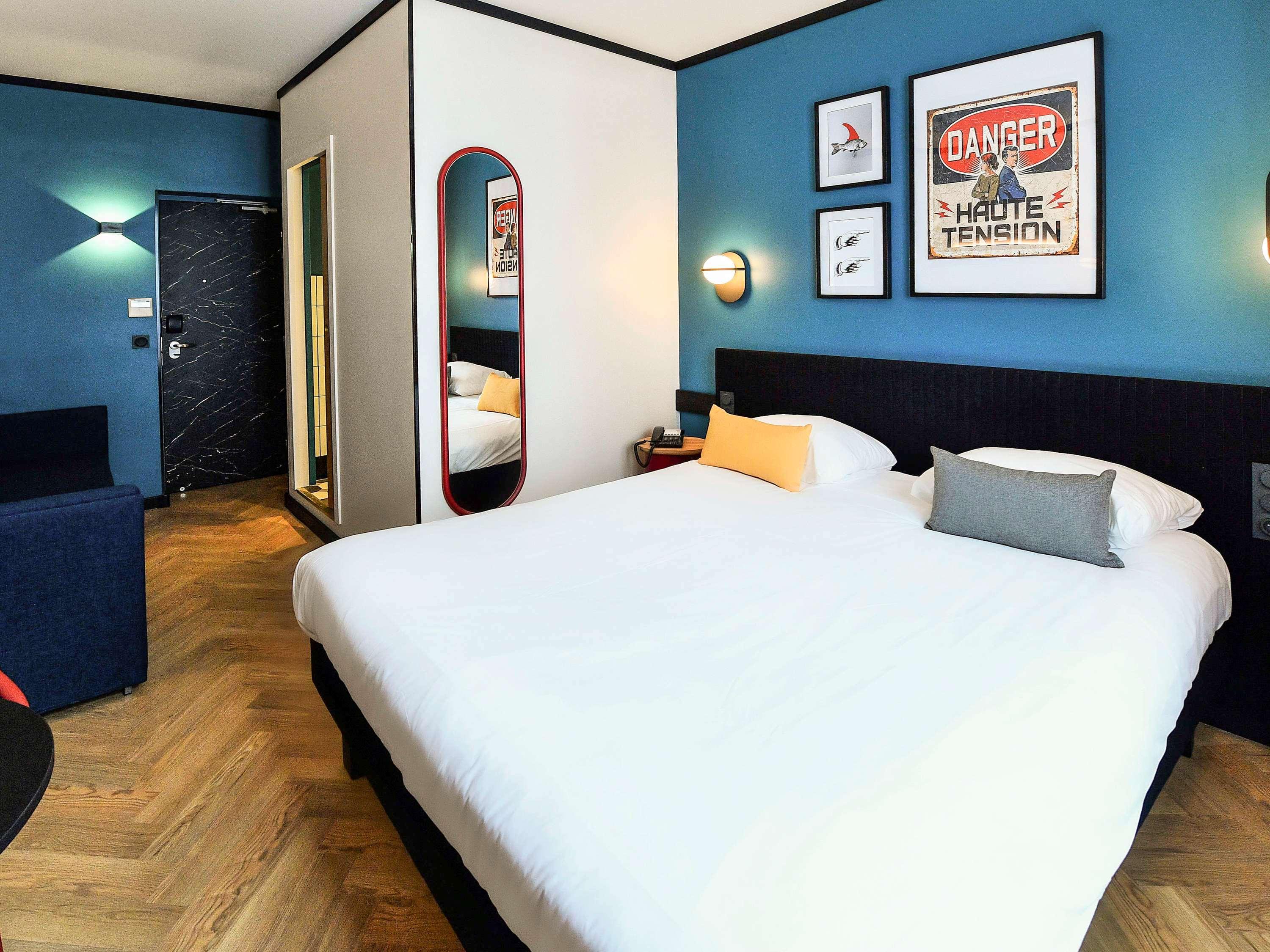 SMART, DOUBLE BED