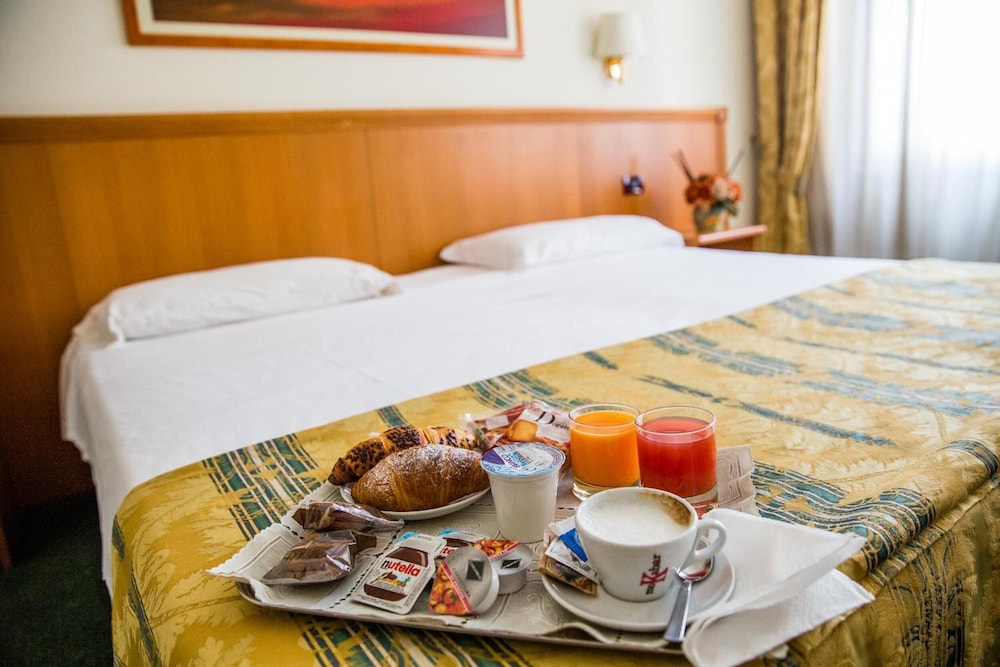 HOTEL GALANT 23/40