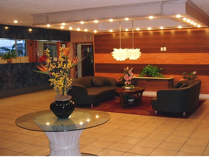 Red Carpet Inn Airport 35/50