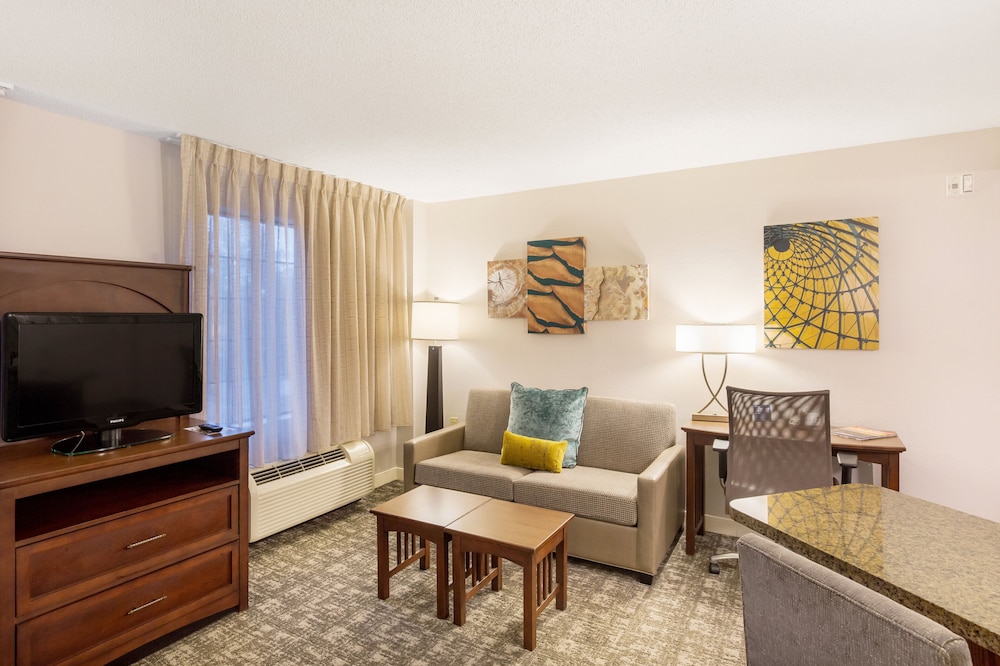 Staybridge Suites Chesapeake - Virginia Beach 32/74