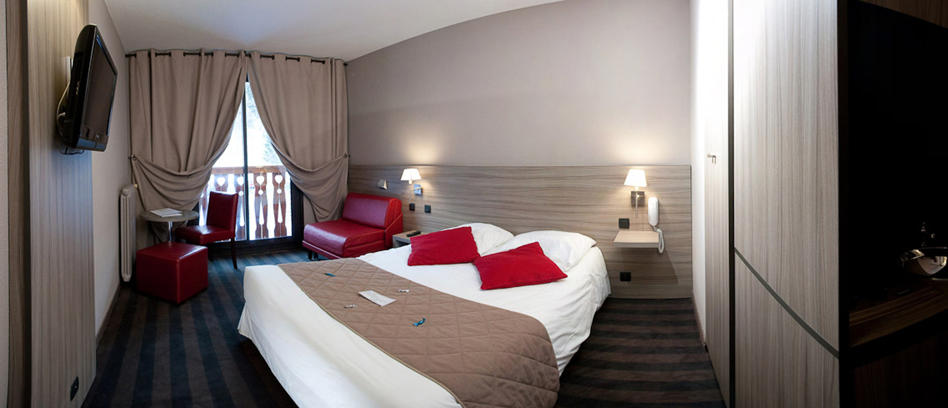 Room, Double Bed, North View