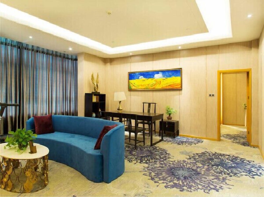 Metropolo Yining Development Zone Hotel 8/16