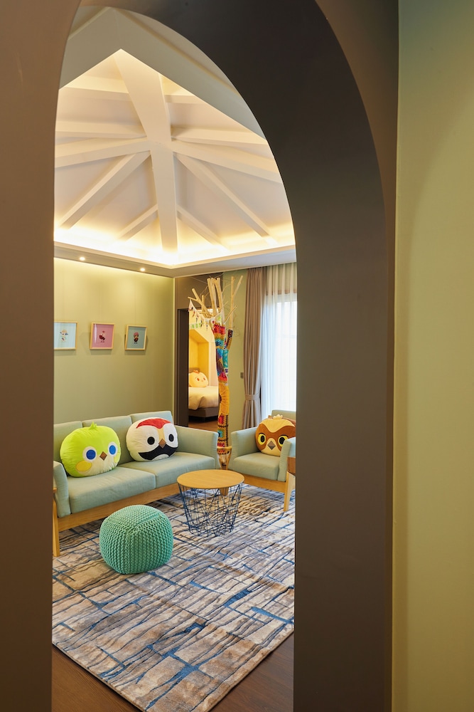 Camphortree Hotel And Resort 51/60