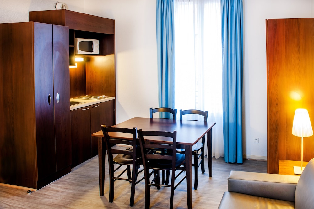 Appart Hotel Saint Jean 31/47