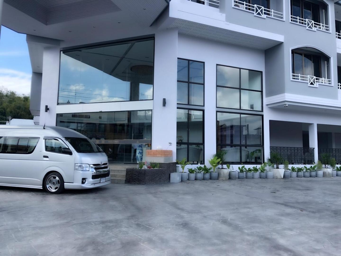 Grandview Landmark Betong Hotel 41/49