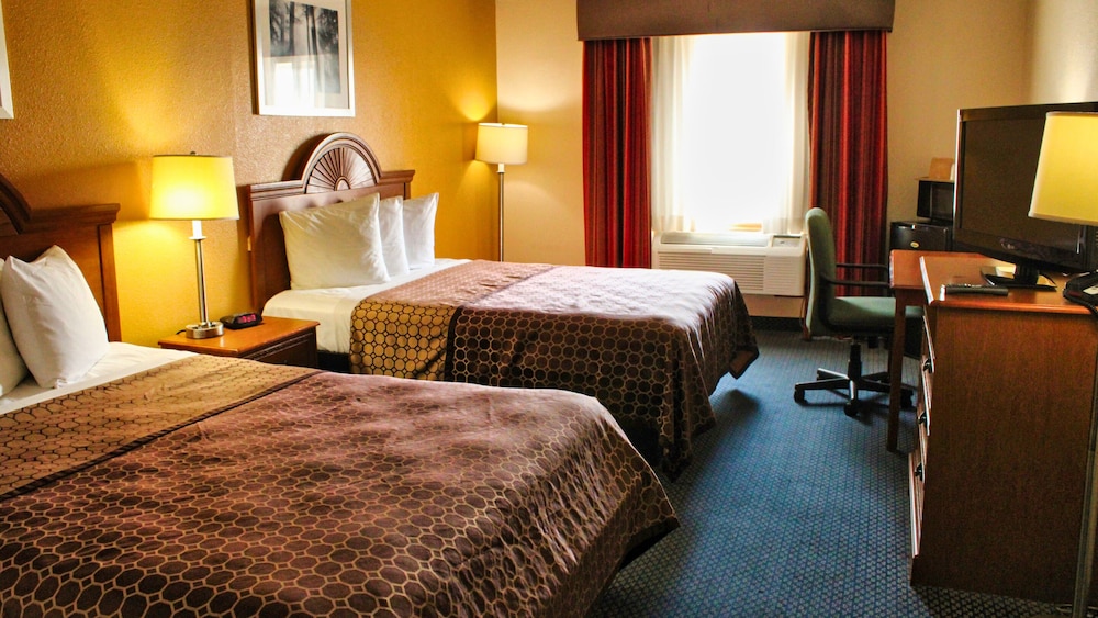 Magnuson Hotel Sand Springs 31/39