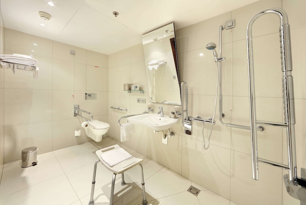 Doubletree By Hilton Kosice 18/76