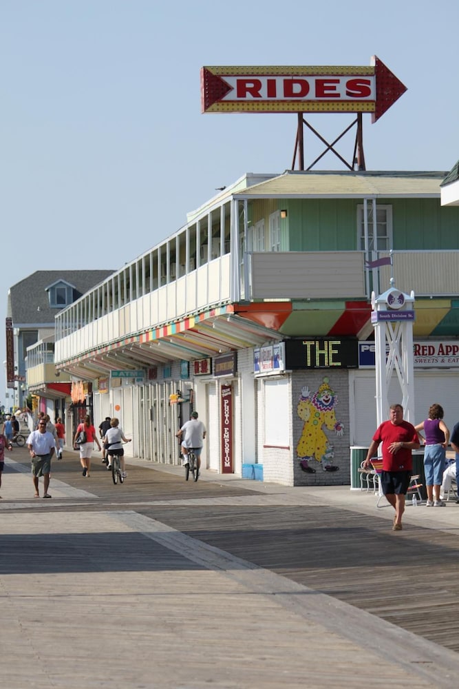 Seabonay Motel 8/49