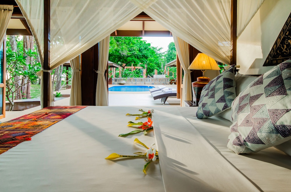 Koh Jum Beach Villas 54/76