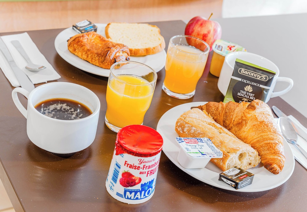 B&B HOTEL Chatellerault 33/40