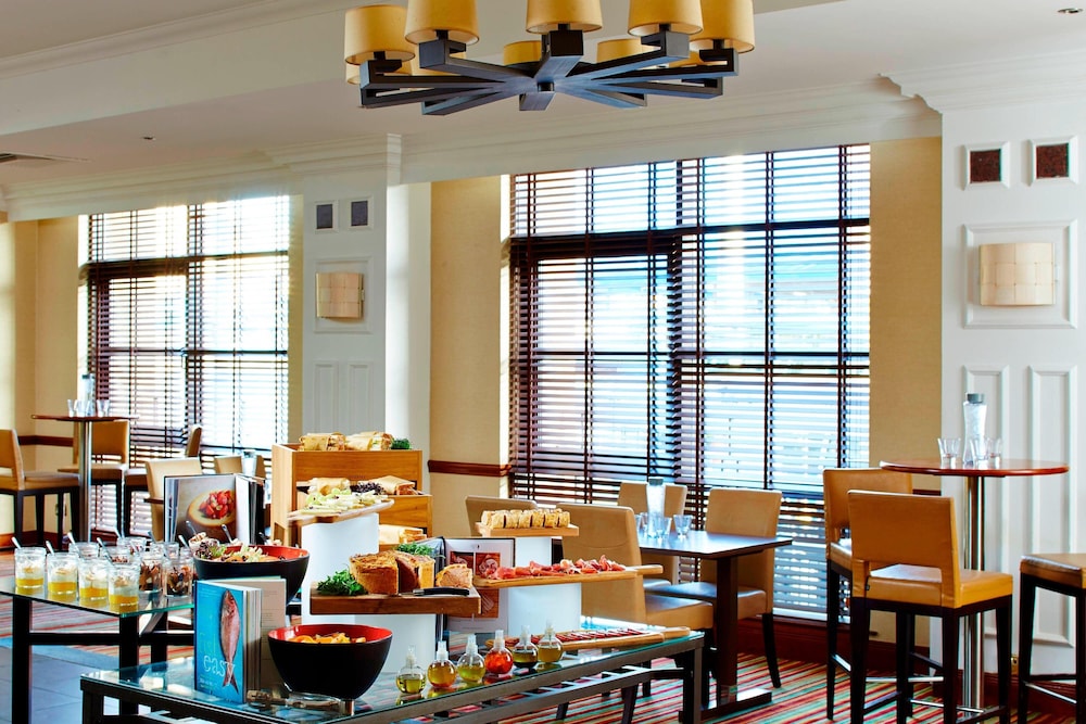 Delta Hotels by Marriott Liverpool City Centre 23/33