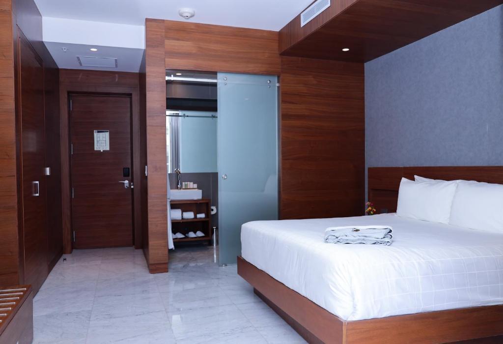 غرفة ديلوكس بسرير مزدوج بشرفة، Hotel San Felipe 3/6