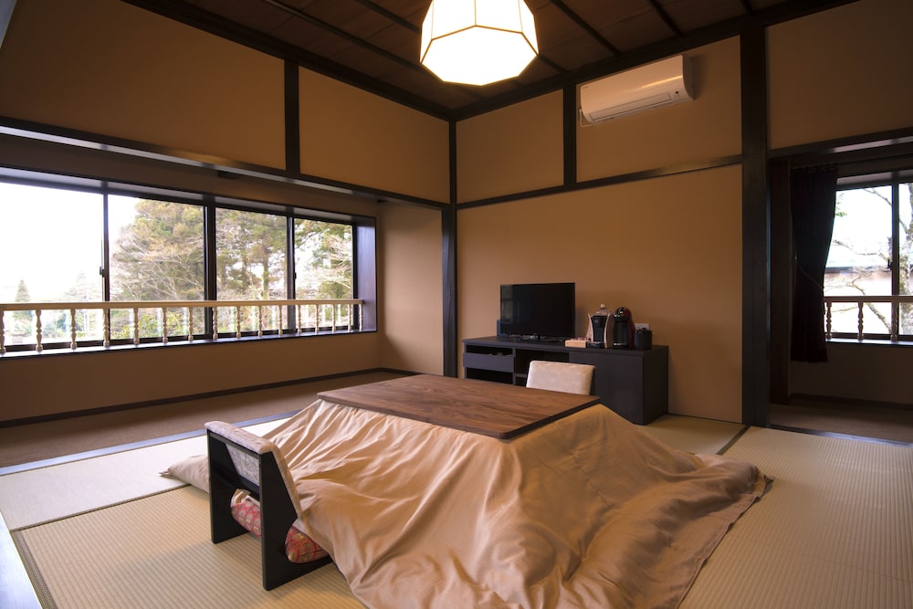Matsuzakaya Honten 14/62