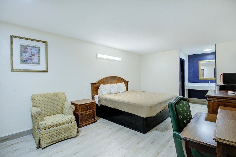 Texas Inn Brownsville by Hotel O 33/53