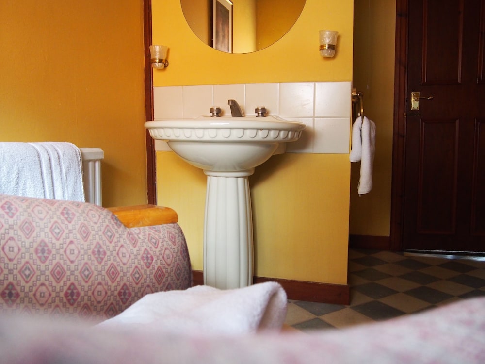 Wrangham House Hotel 38/39