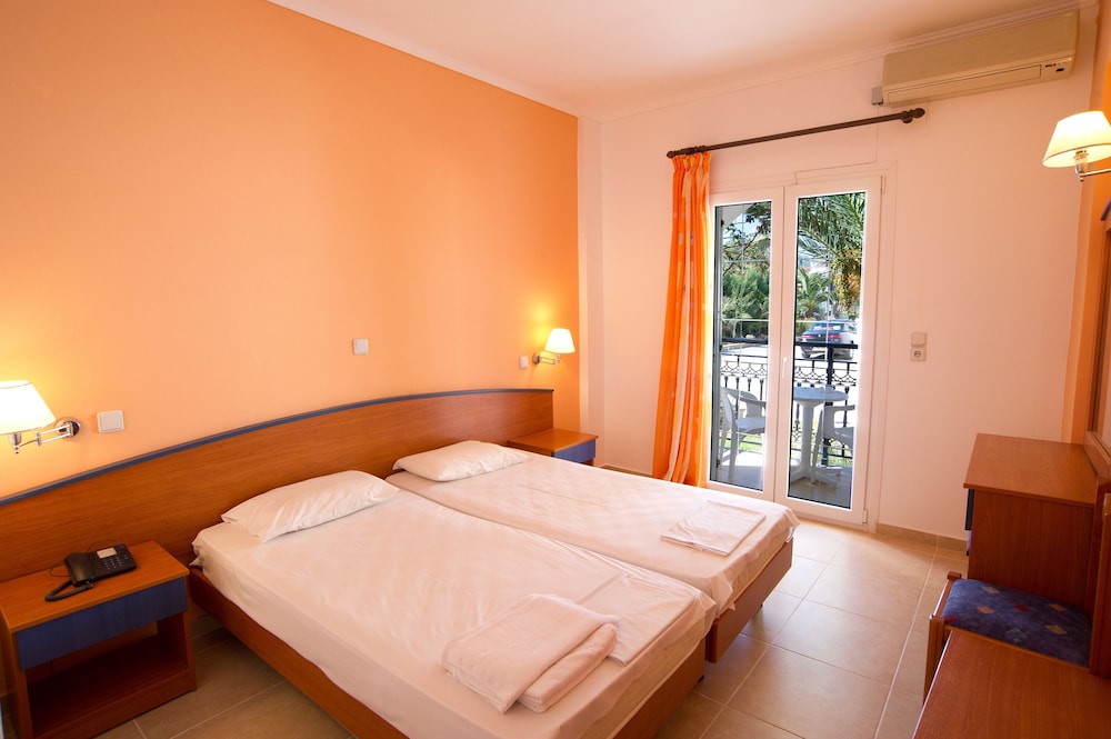 Metaxa Hotel 8/23