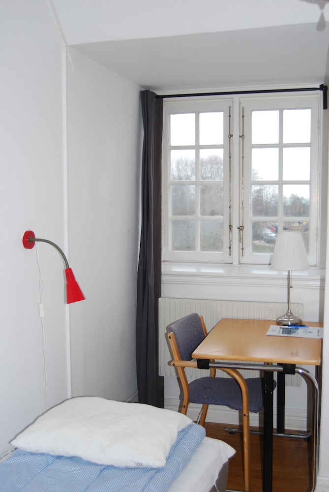 Halmstad Hotell And Vandrarhem Kaptenshamn 18/50