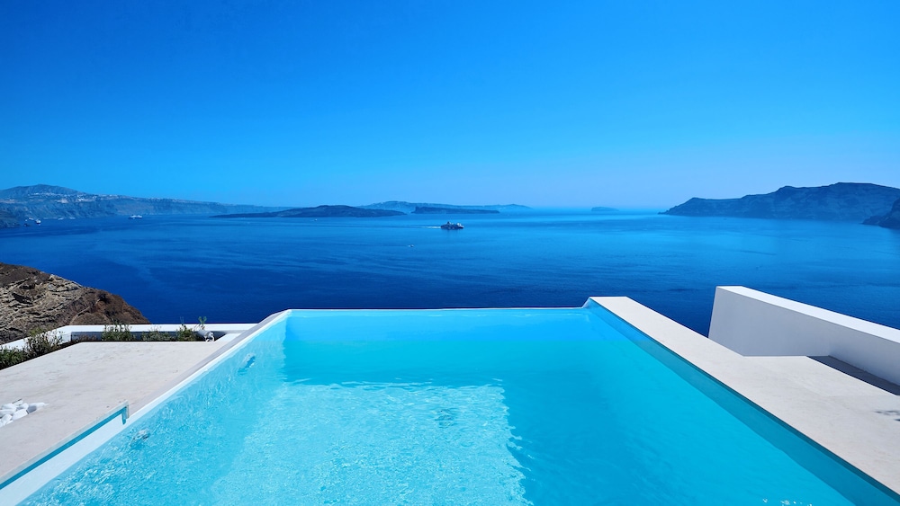 Amaya Selection Of Villas 40/50