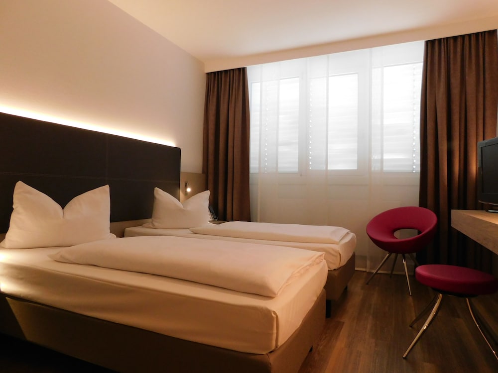 STANDARD, DOUBLE BED