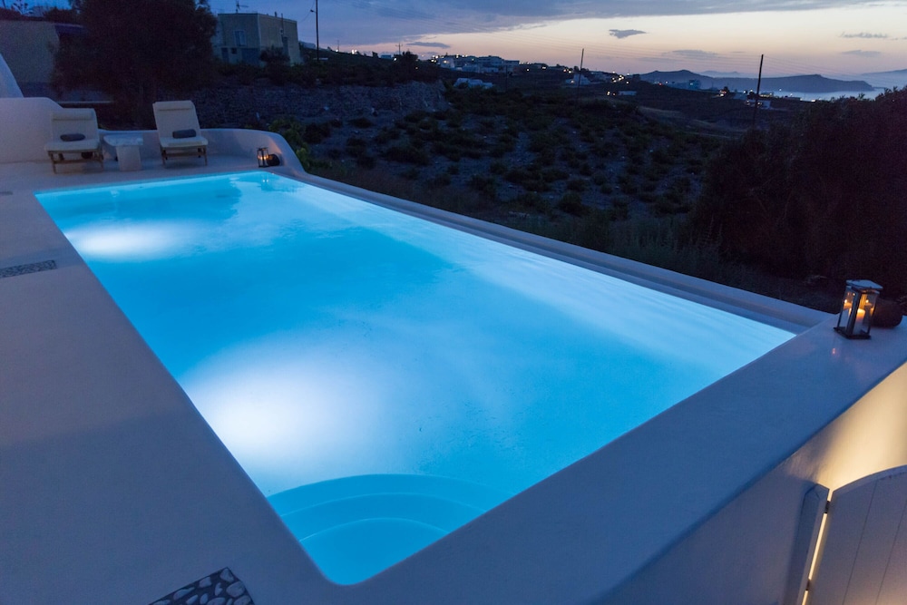 White Orchid Villa 15/50