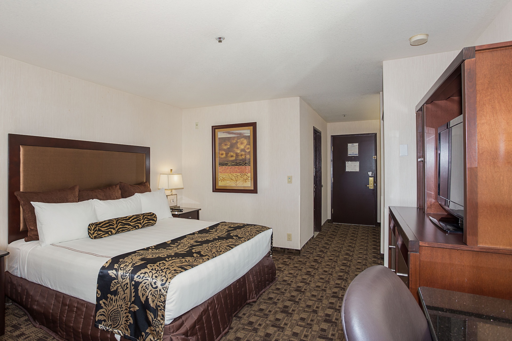JUNIOR SUITE, KING BED