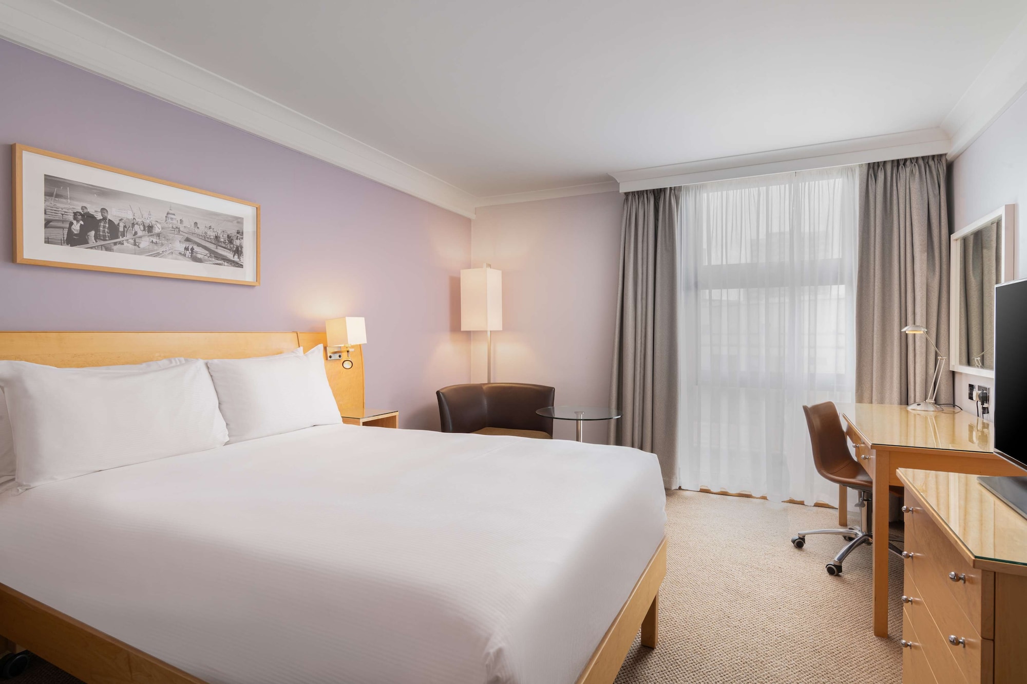 ROOM, DOUBLE BED