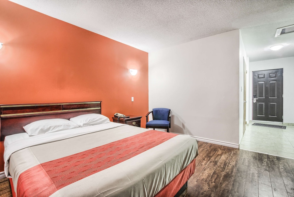 Motel6 Windsor ON 14/40