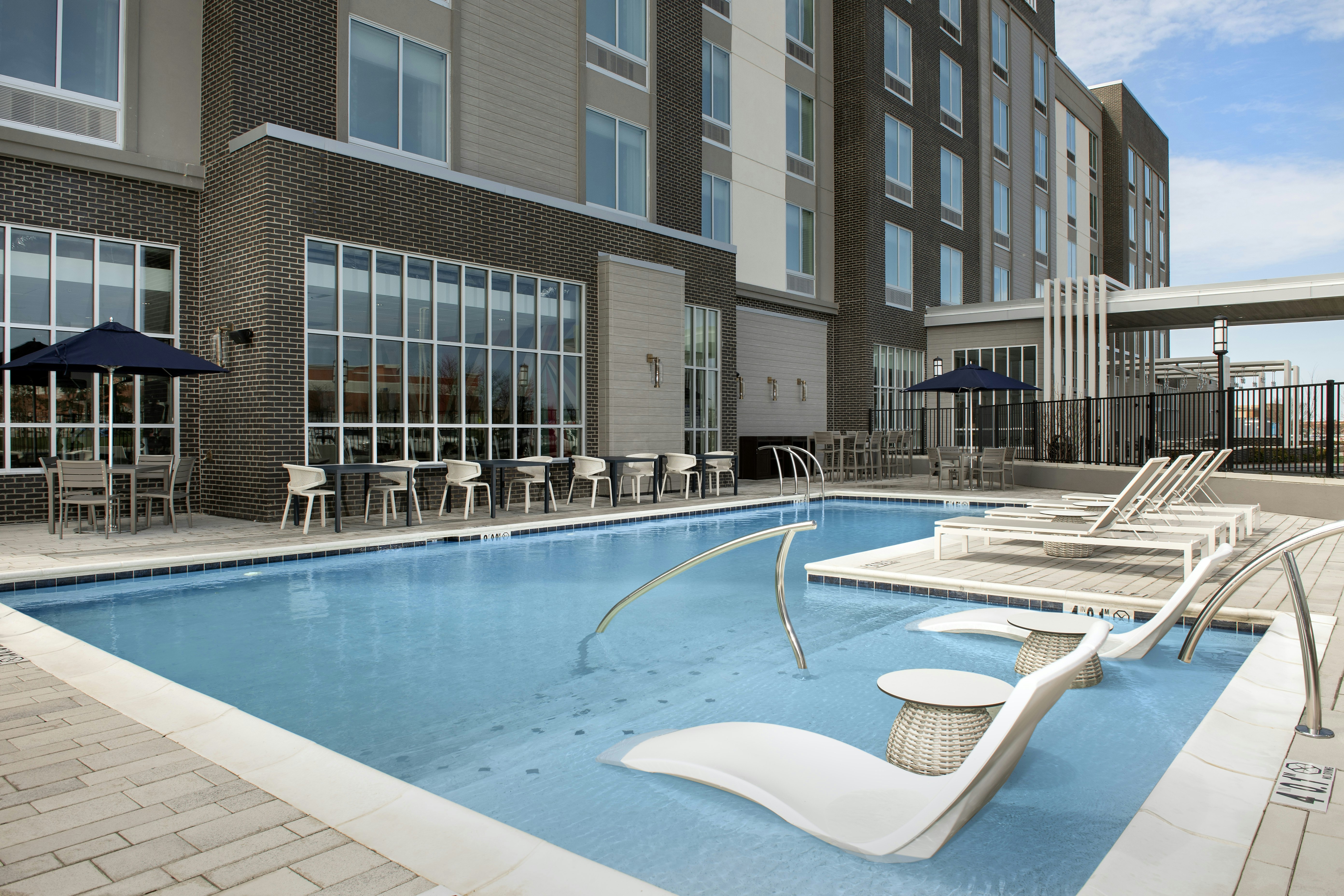 Hilton Garden Inn Florence Cincinnati Airport South 13/27