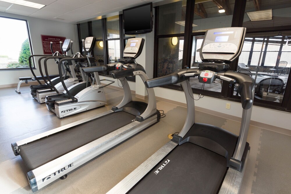 Drury Inn and Suites Paducah 25/50