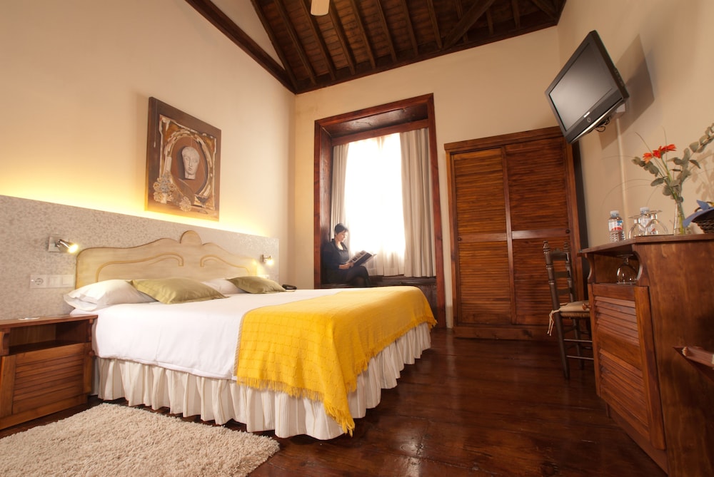 GARA HOTEL 33/72