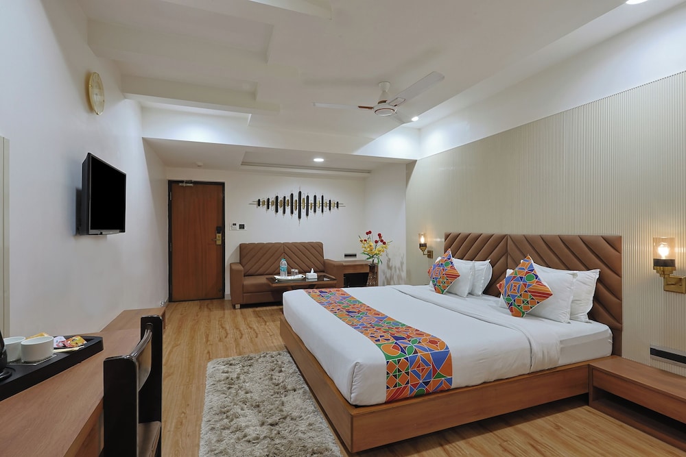 HOTEL AMBASSADOR VADODARA 24/50