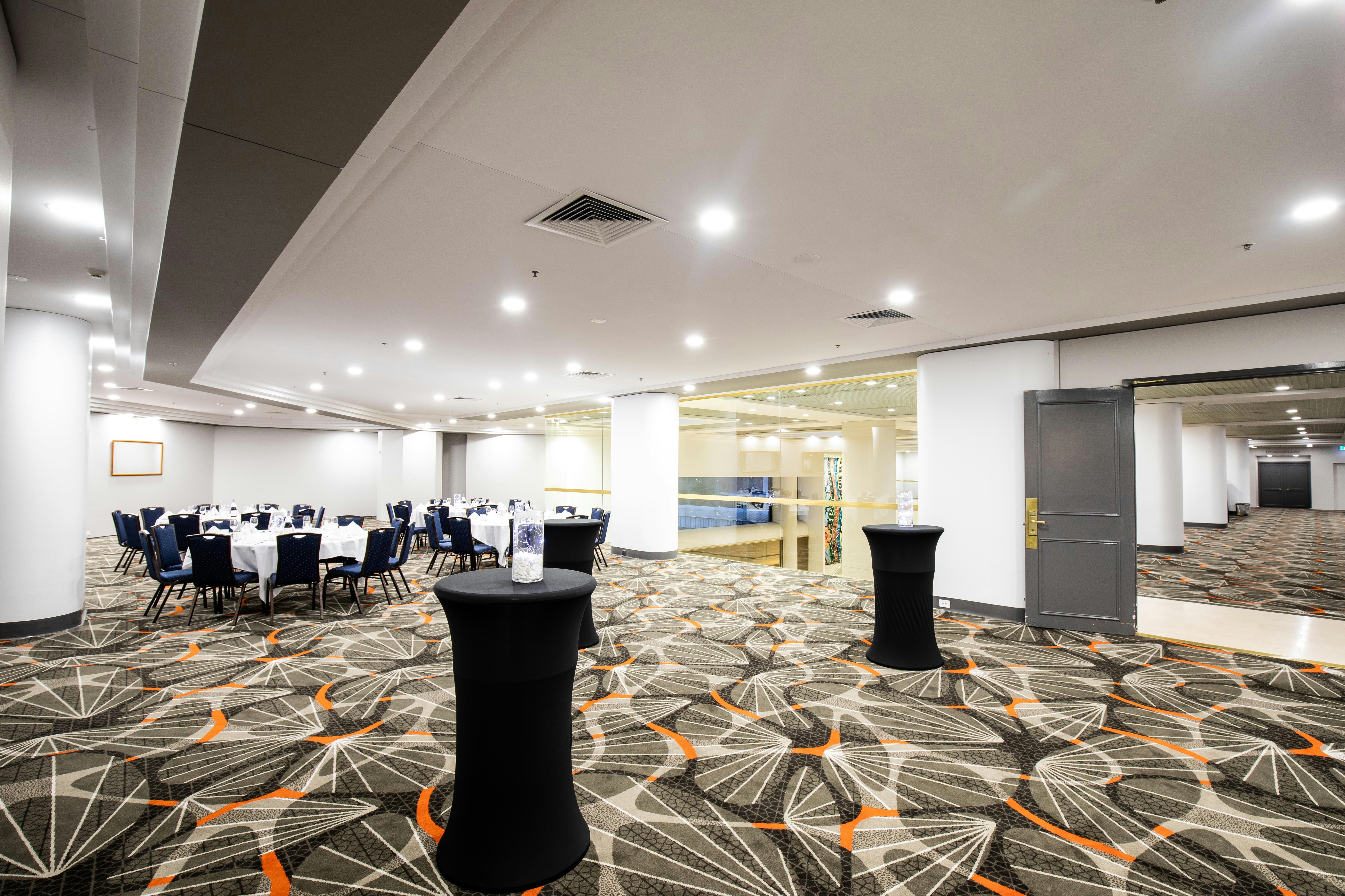 Hilton Darwin 50/55