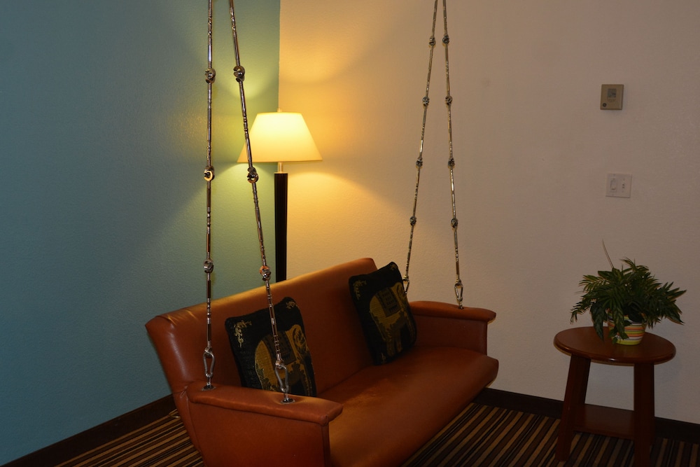 Super 8 By Wyndham Austin/Airport South 44/49