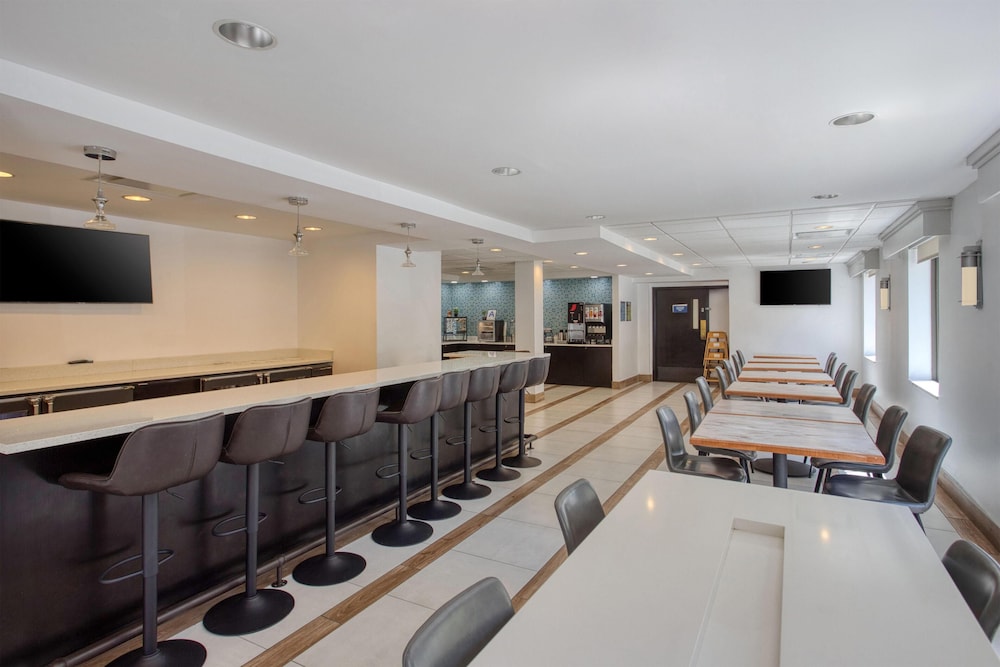 Best Western Gregory Hotel 50/59