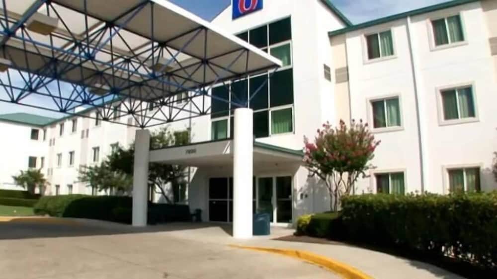 Motel6 Irving, TX - DFW Airport North in IRVING - TX