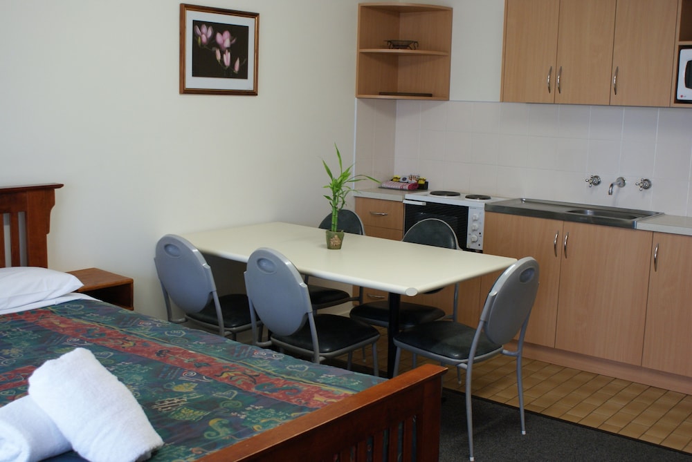 Warrnambool Motel And Holiday Park 65/74
