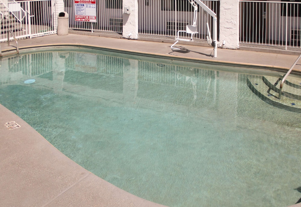 Motel6 Fresno, CA 17/28