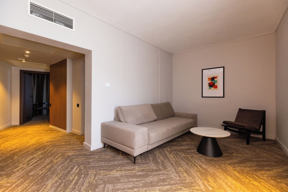 Grand Hotel Coroana 35/55