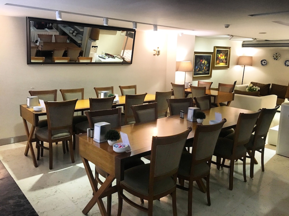 Wame Suite Hotel 79/85