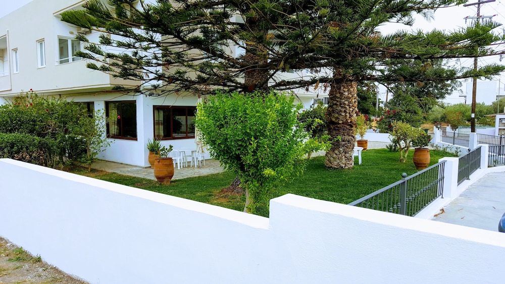 Mastorakis Hotel 63/69