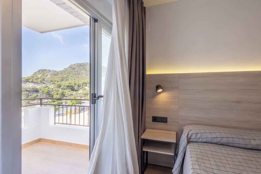 ODYSEA APARTAMENTOS 44/50