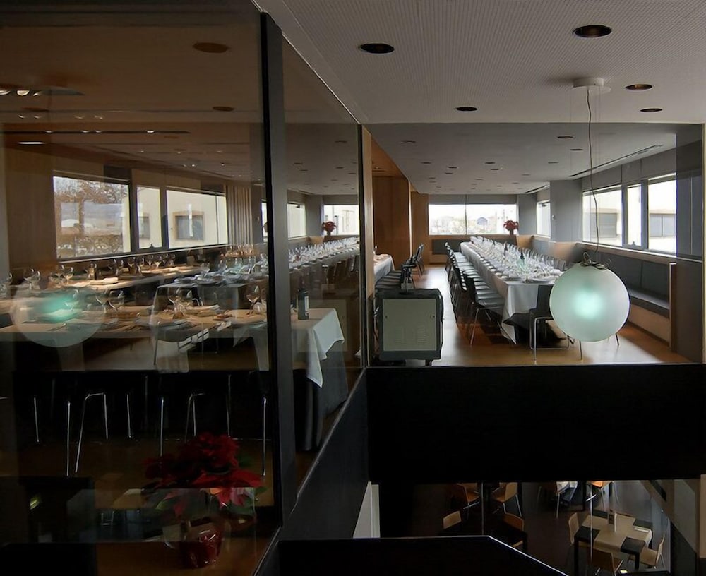 Blu Hotel Puerta De Almansa 38/50