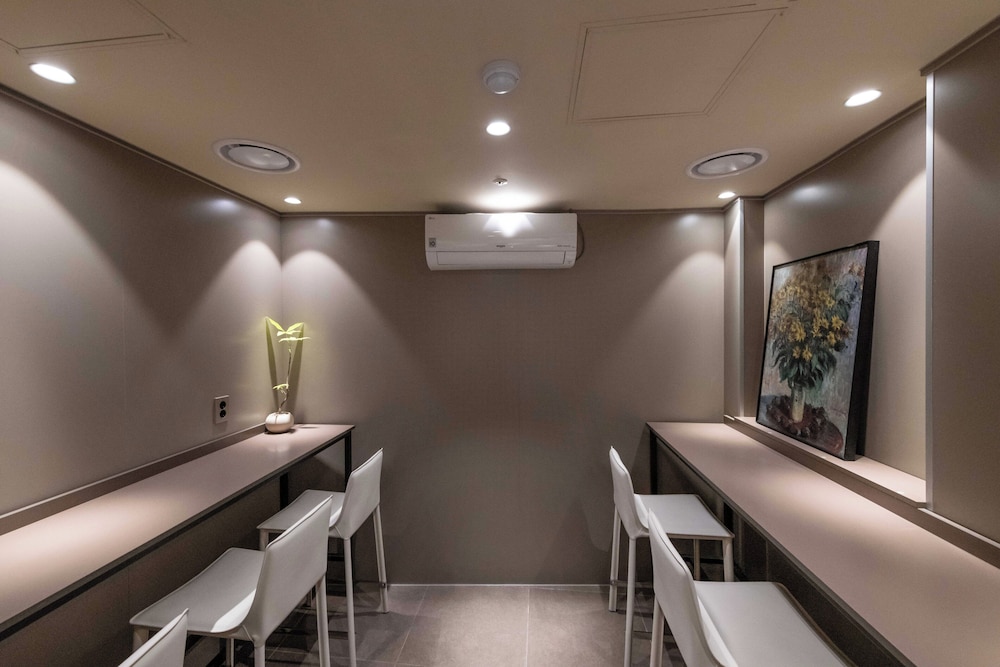 New Chonji Hotel 33/66