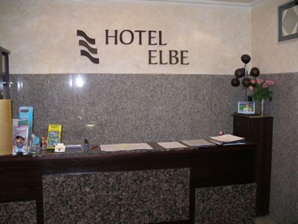 Hotel Elbe 3/24