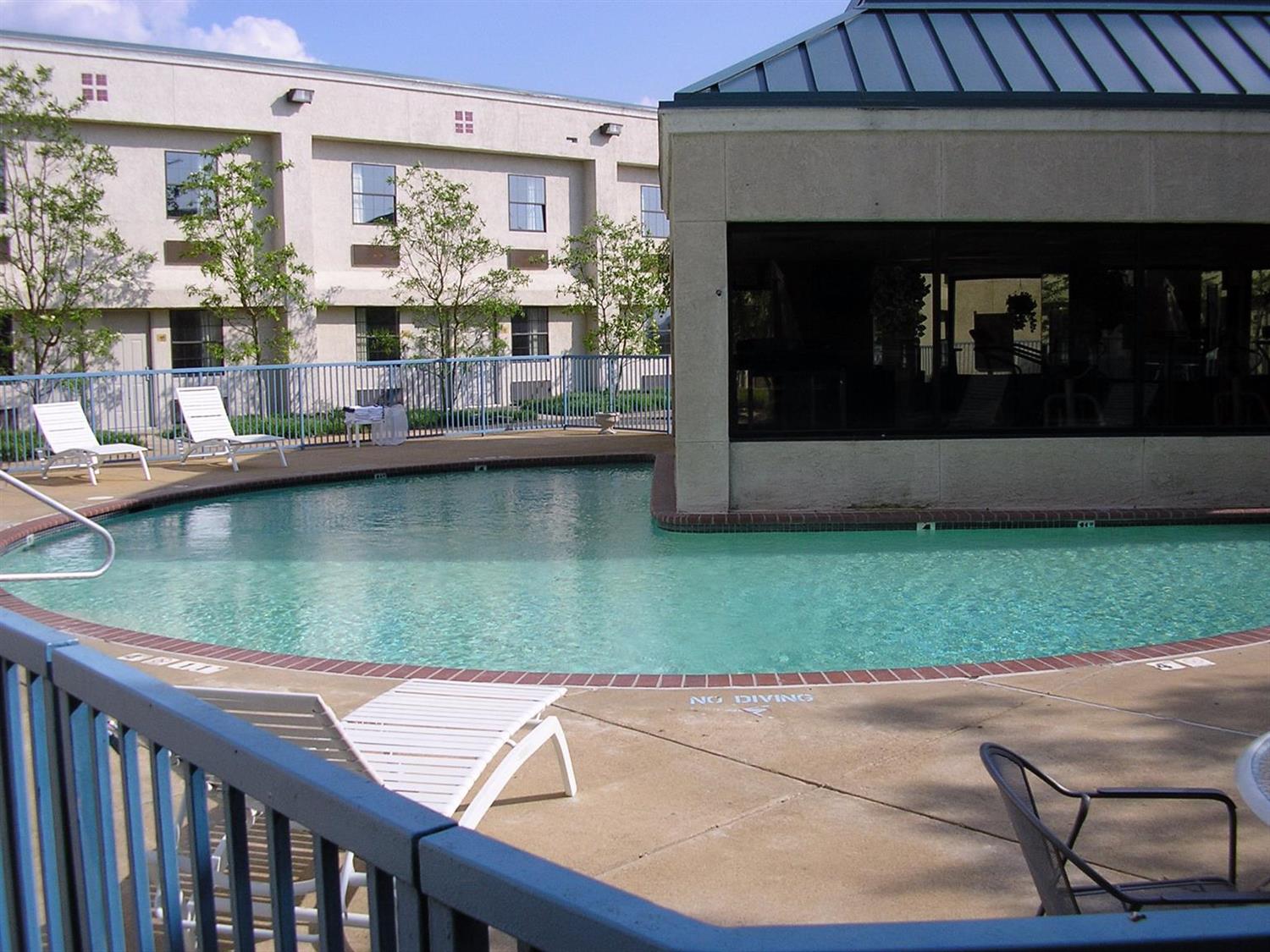 Americas Best Value Inn Tunica Resort 25/25