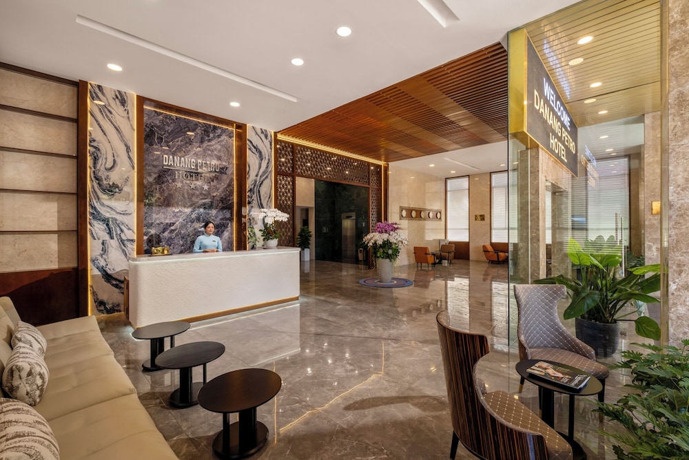 Da Nang Petro Hotel 11/71